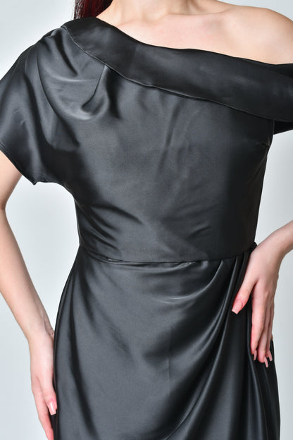 Livia Black Dress