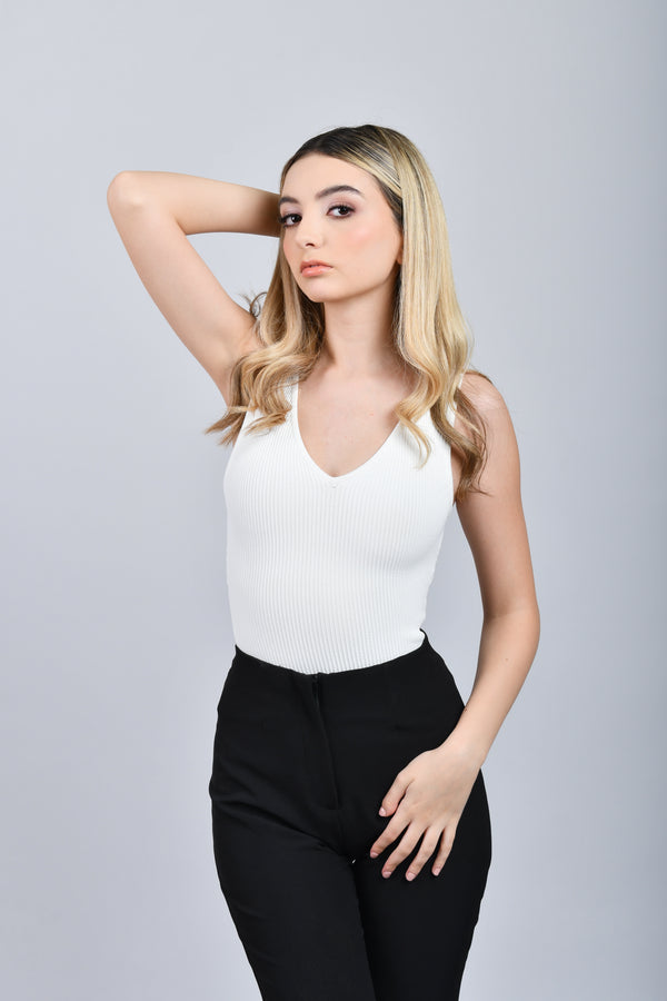 Lena  withe top