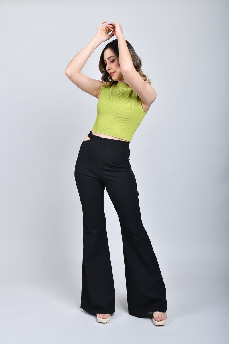 Lara matcha  top